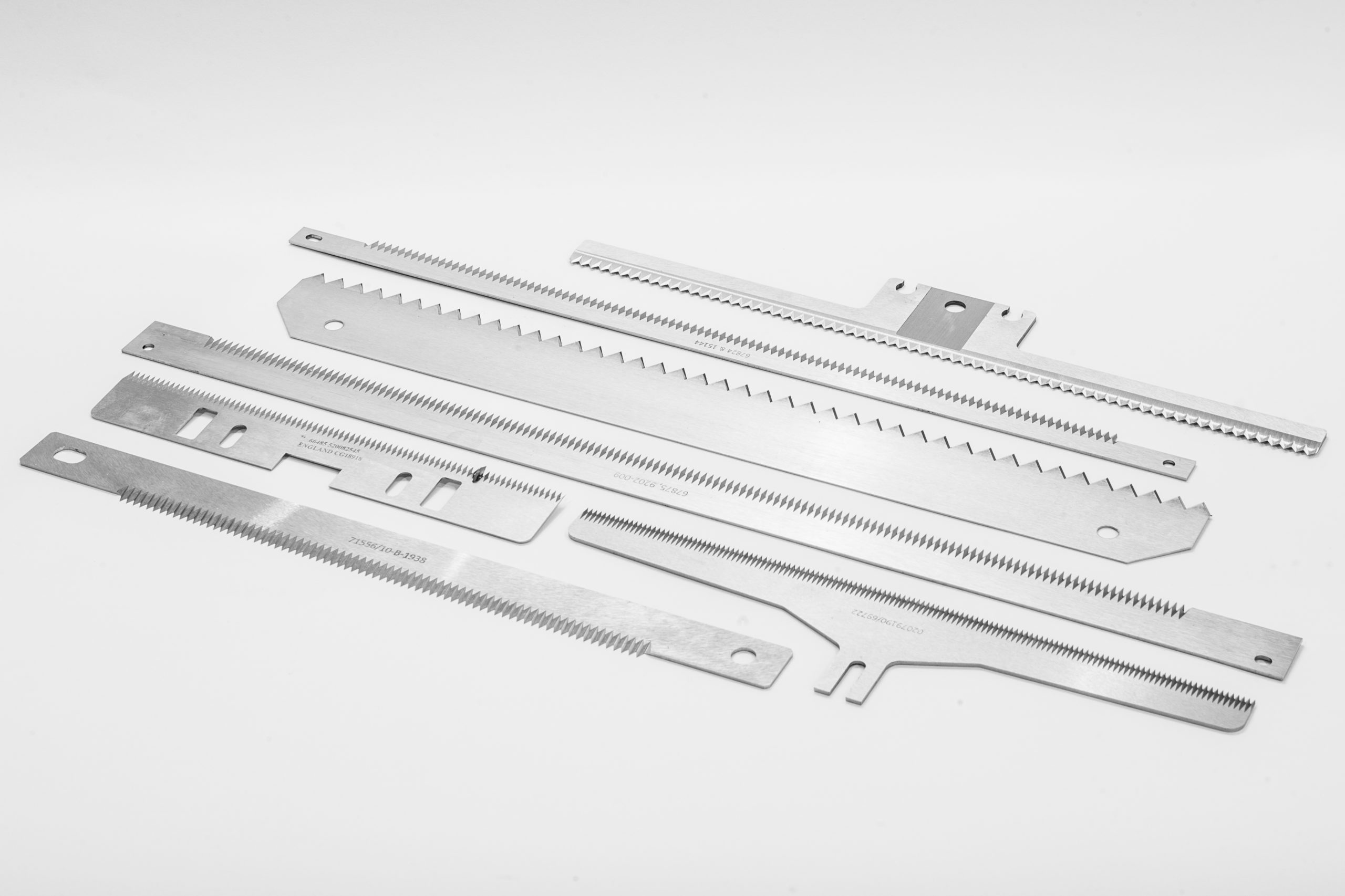Guide to Straight CutOff Knives for Packaging